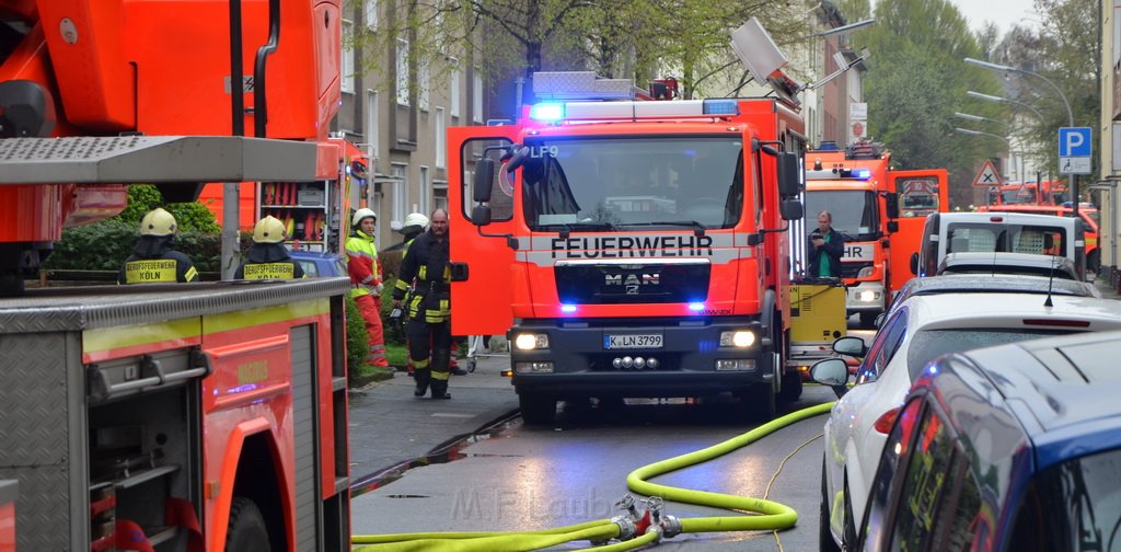 Feuer2Y Koeln Muelheim Windmuehlenstr P141.JPG